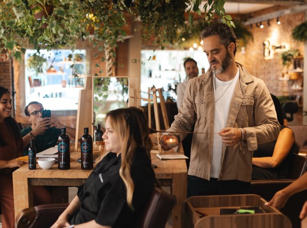 Bioma Santos inaugura hair spa com proposta de beleza sustentável