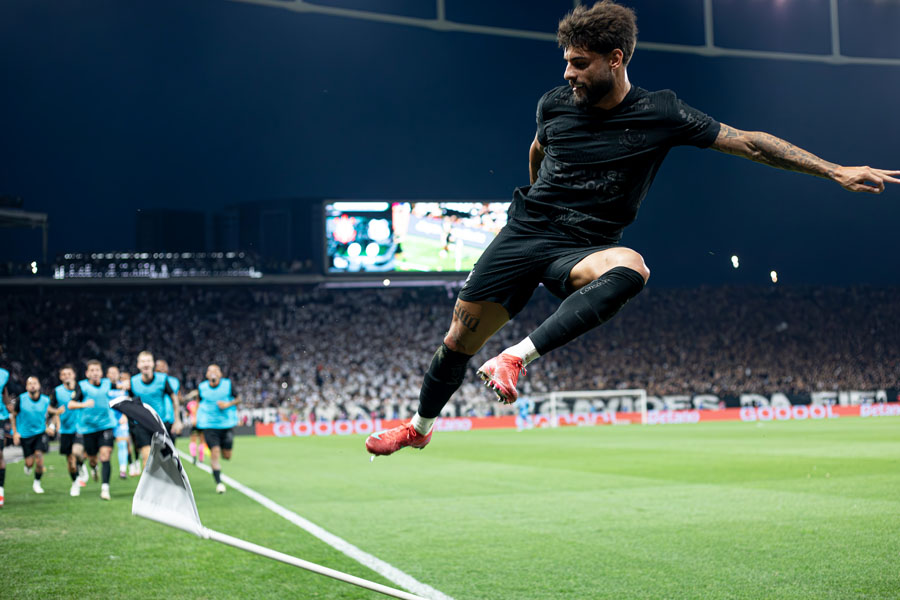 Corinthians supera Santos sem Neymar e volta à final do Paulistão após cinco anos