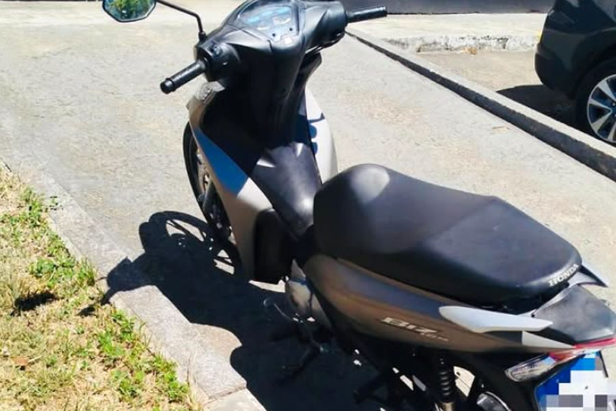 Homem é preso com moto 'dublê' em São Vicente após vítima receber multas