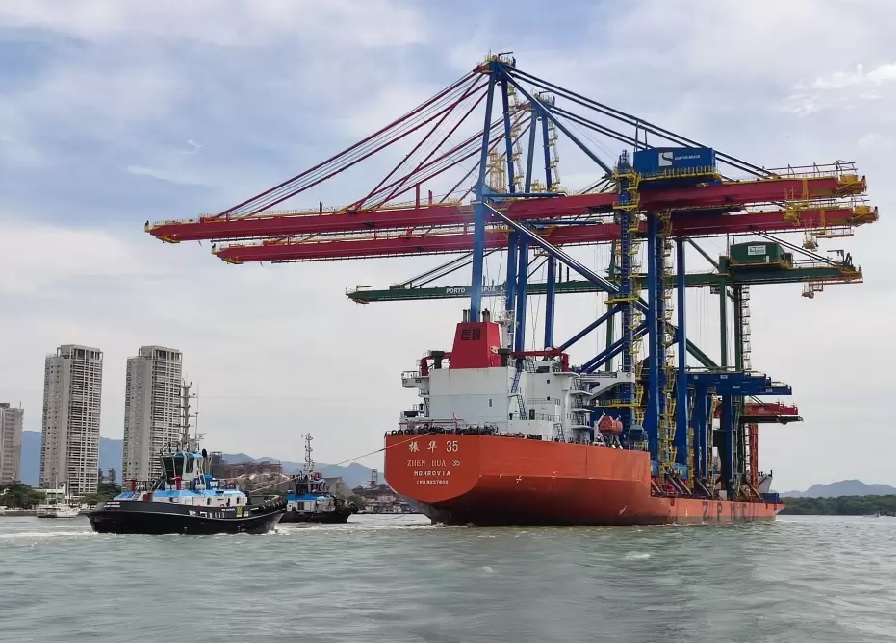 Empresas do Porto de Santos oferecem 17 vagas de emprego nesta semana; confira