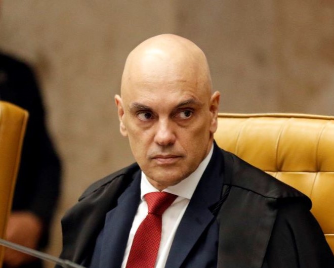 Criminalista deve indenizar Moraes por dizer em júri que ele é “advogado do PCC”