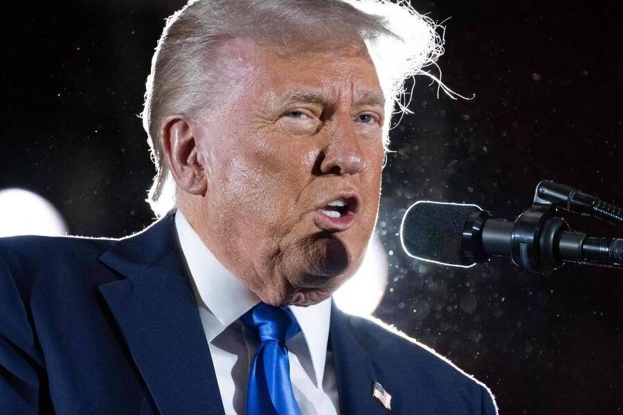 Trump volta a ameaçar Irã com ataque 'muito pior' e diz que 'tempo está acabando'