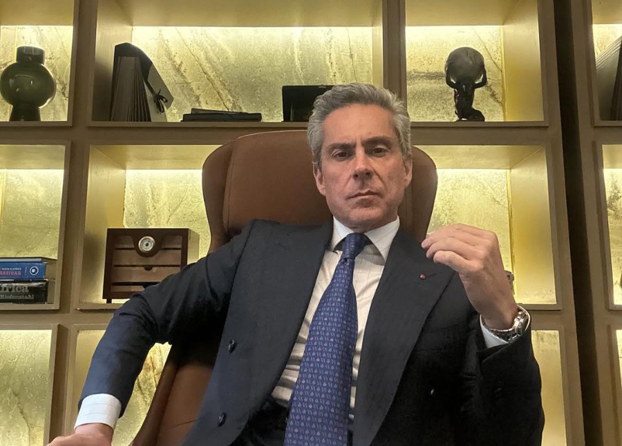 Reprodução/Instagram @alexandrenero