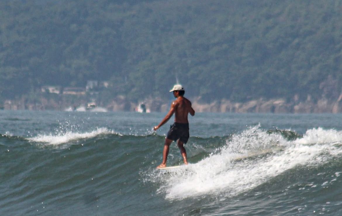 Reprodução/Instagram: @theocabeleira