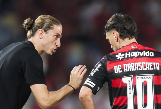 GILVAN DE SOUZA/FLAMENGO