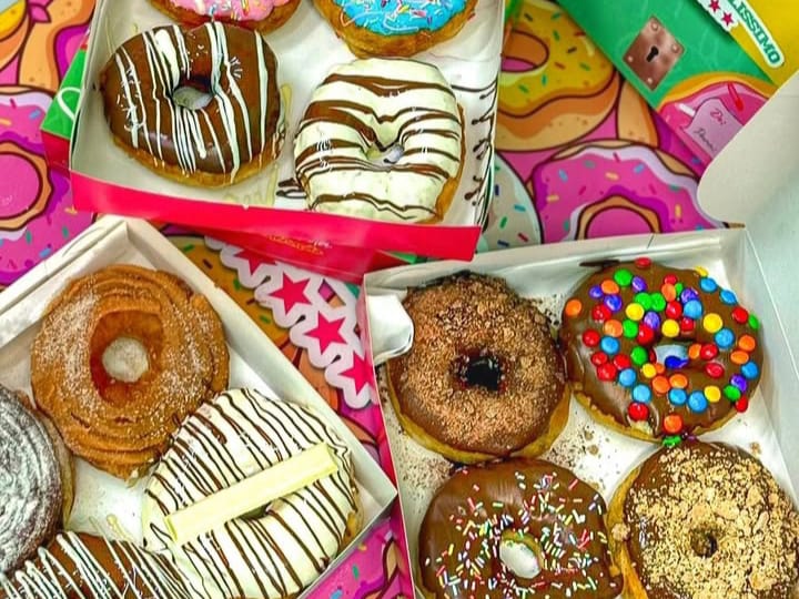'O Tradicionalíssimo' abre primeira loja de donuts de Mongaguá