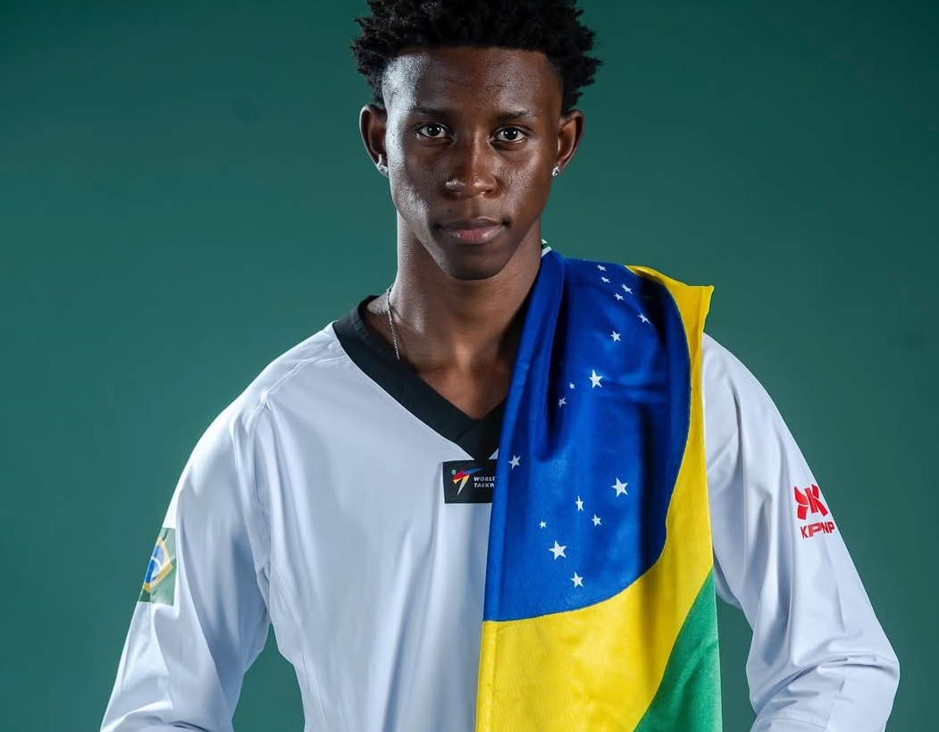 Reprodução/Instagram @henriquetkd