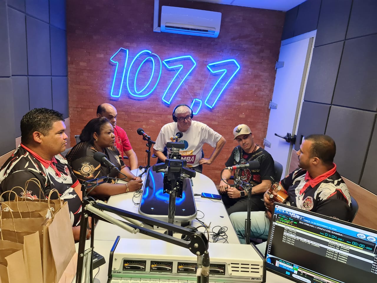 Sarah Vieira/Santa Portal