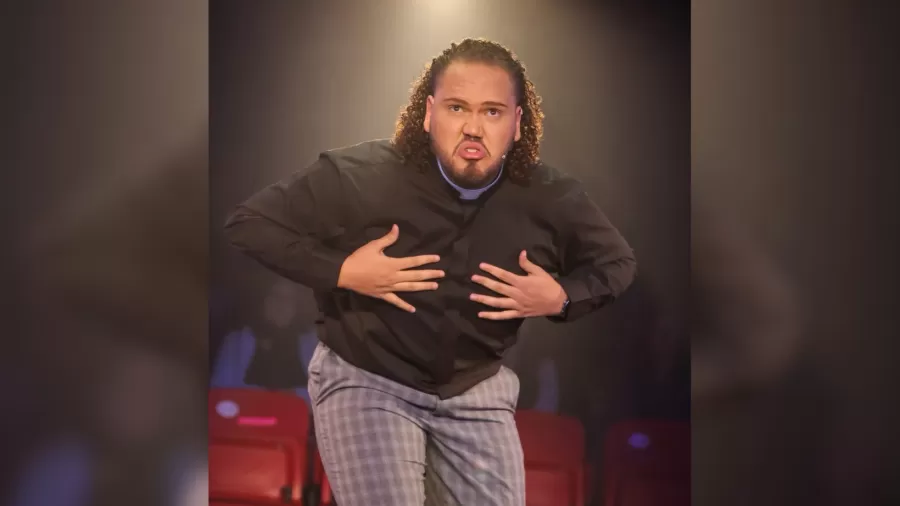 Quem era Vitor Dumont, ator de 25 anos que morreu em espetáculo em SP