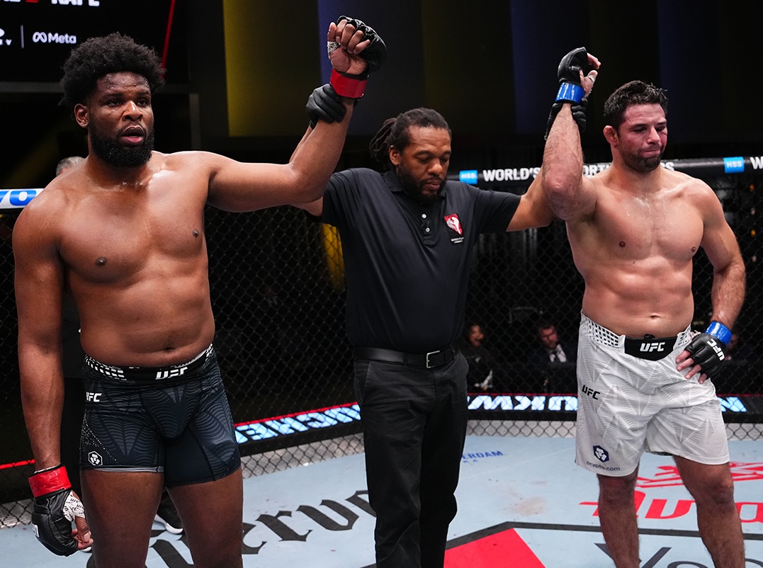 Santista Marcus Buchecha resiste a golpes ilegais e termina com empate no UFC Vegas 112