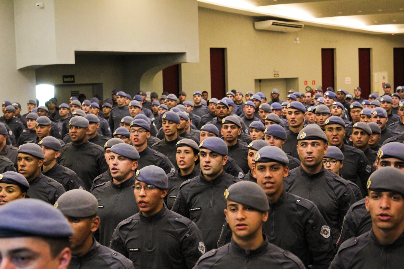 Operação Verão tem início com reforço de mais de 2,6 mil policiais na região