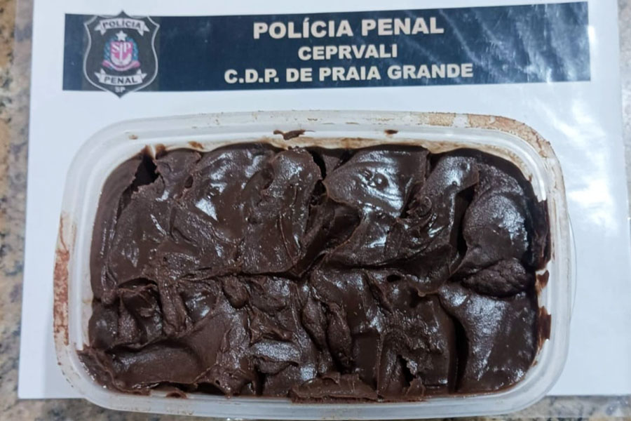 Companheira de detento é flagrada tentando levar brigadeiro alcoólico para CDP de Praia Grande