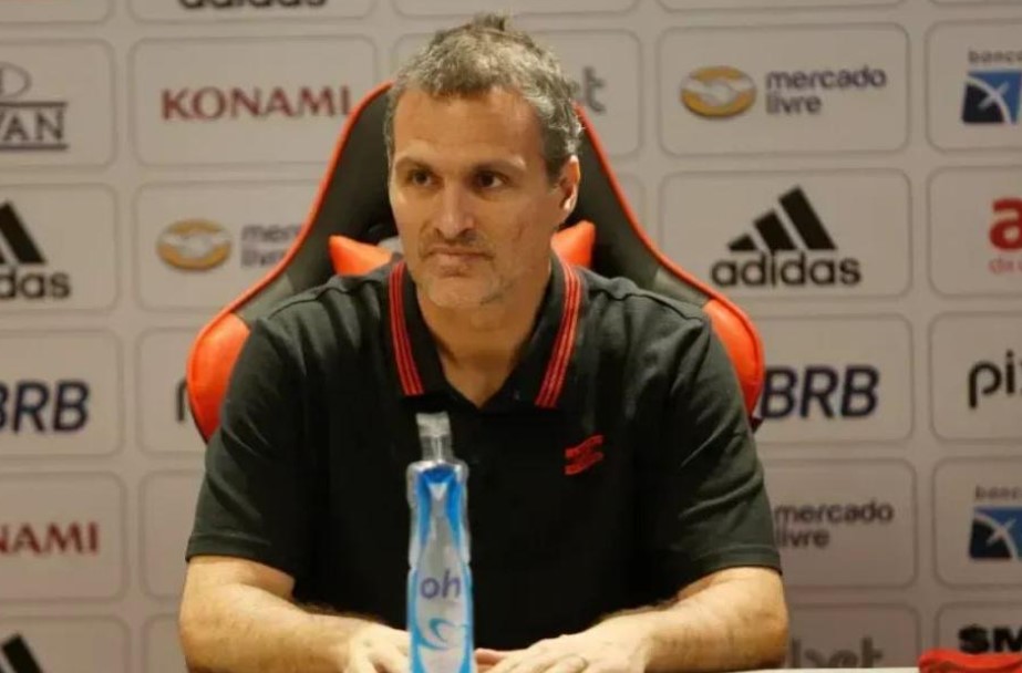 Corinthians encaminha contratação de Bruno Spindel para substituir Fabinho