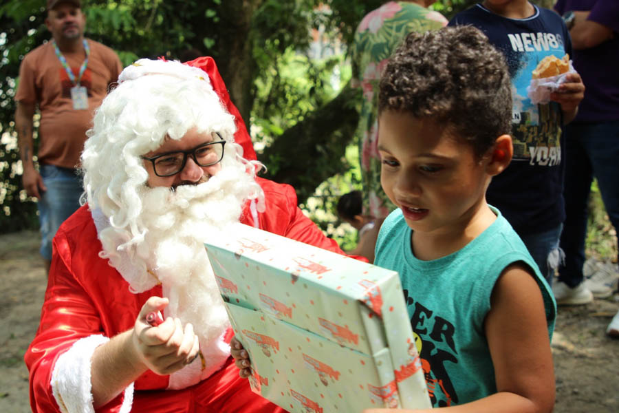 Casa do Papai Noel encanta São Vicente a partir deste final de semana