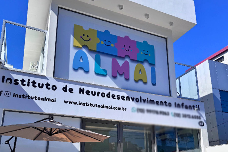 Polícia investiga clínica de tratamento de crianças com autismo por supostas fraudes em laudos
