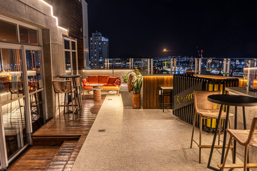 Hideout Fizz celebra a chegada de 2026 com festa intimista e vista panorâmica da cidade