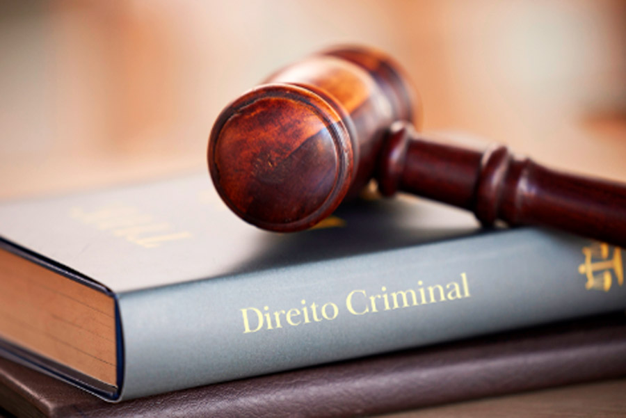 Justiça aumenta pena de mãe e padrasto por homicídio de adolescente com autismo em Guarujá