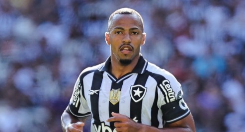 Palmeiras aumenta lista em saga por volante com nome de Marlon Freitas