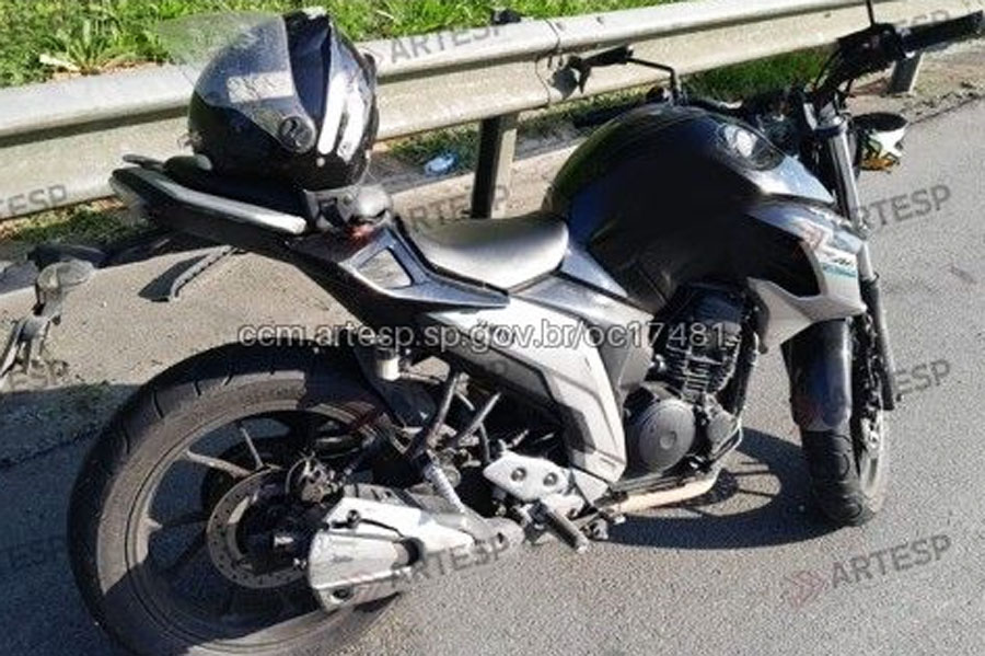 Garupa morre em acidente de moto em rodovia de São Vicente; condutor está em estado grave