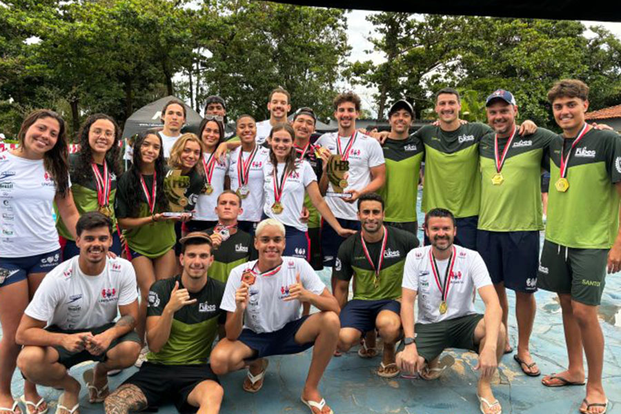 Natação da Unisanta domina os Jogos Abertos e garante títulos masculino e feminino para Santos