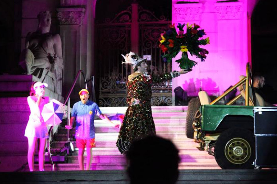 Natal Criativo segue movimentando Praça Mauá com espetáculo, atrações e magia