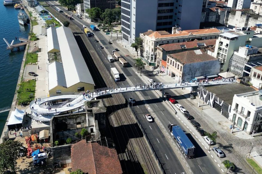 Passarela do Parque Valongo, em Santos, será interditada entre segunda e quinta-feira