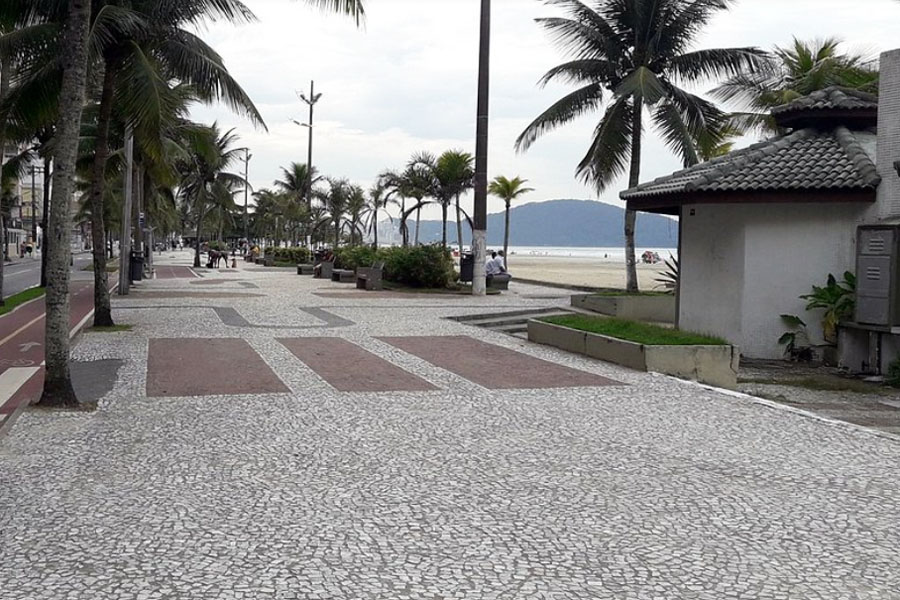 Servidor público é agredido e atacado por cães durante trabalho na orla de Praia Grande