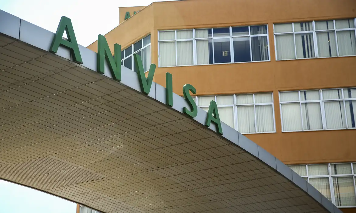 Anvisa aprova novo medicamento oral para câncer de mama avançado