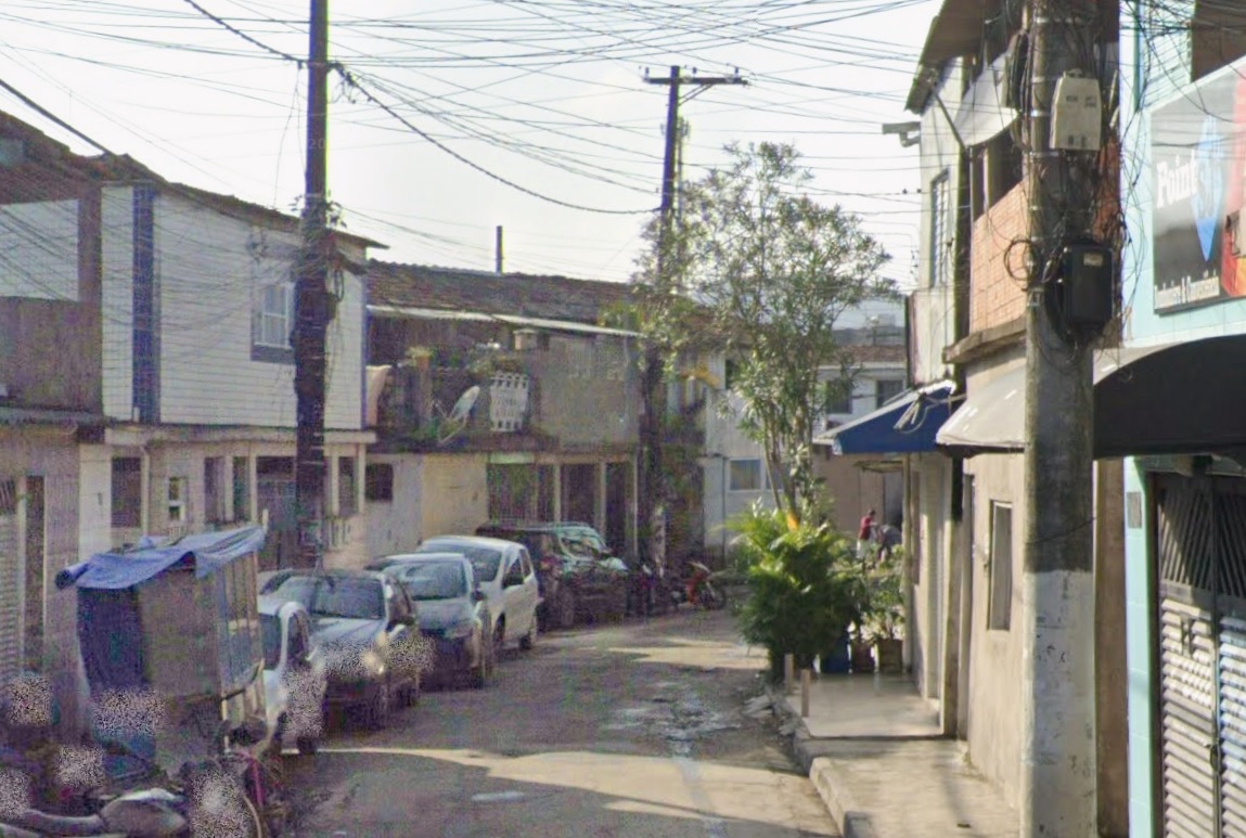 Ação policial contra o tráfico termina com suspeito baleado e preso em Santos