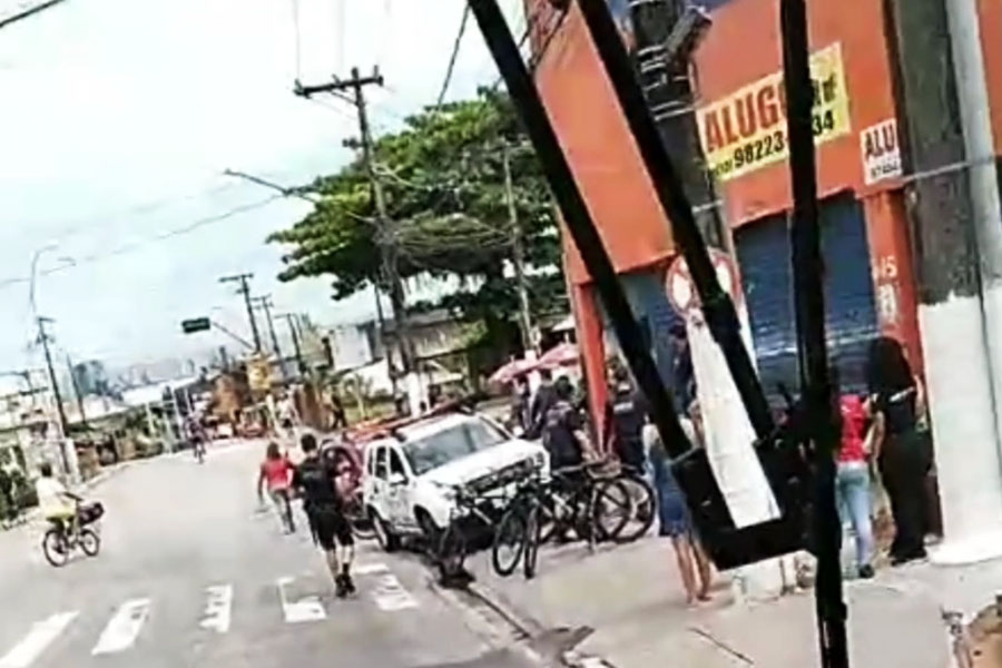 Trabalhador morre após cair de telhado ao fazer reparos em imóvel de Guarujá