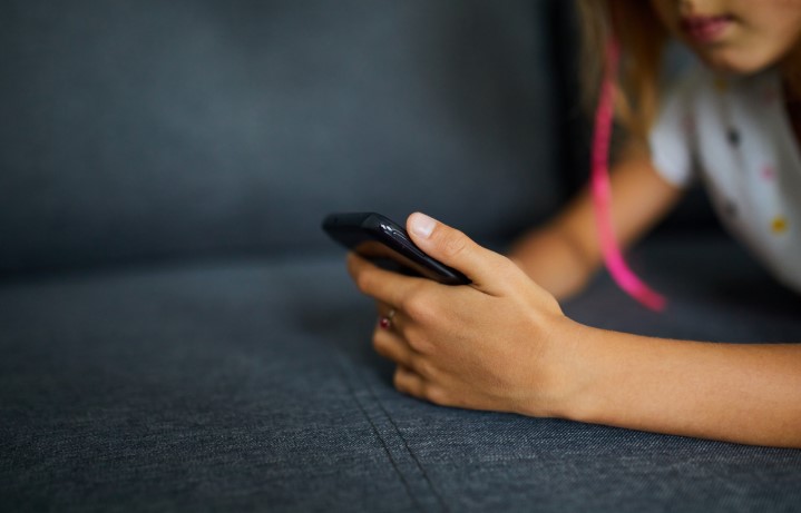 Nova lei de São Vicente proíbe a exibição e a divulgação de conteúdos que sexualizem crianças