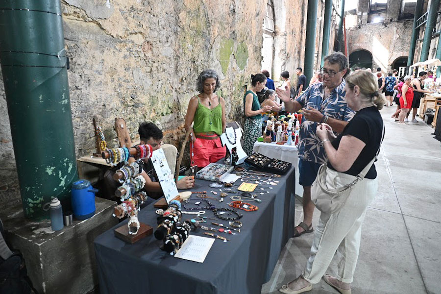 Festival Verão Criativo transforma a Casa da Frontaria, no Centro de Santos