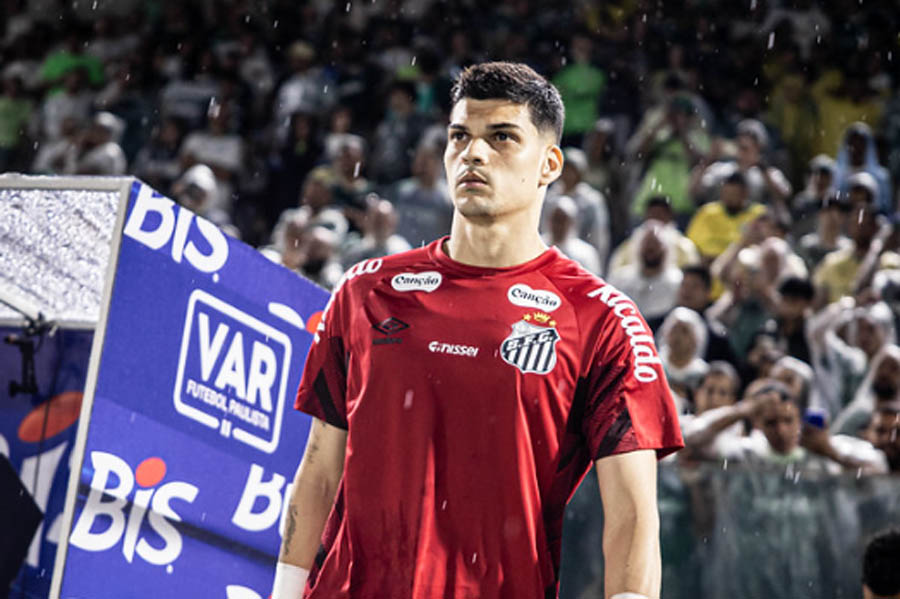 Brazão diz que interesse do Flamengo nunca tirou seu foco no Santos