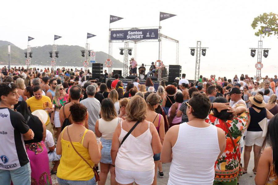 Santos Sunset volta à Ponta da Praia neste sábado com música, gastronomia e lazer