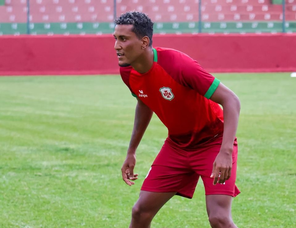 Briosa anuncia o volante Otávio como reforço para o Paulistão A3