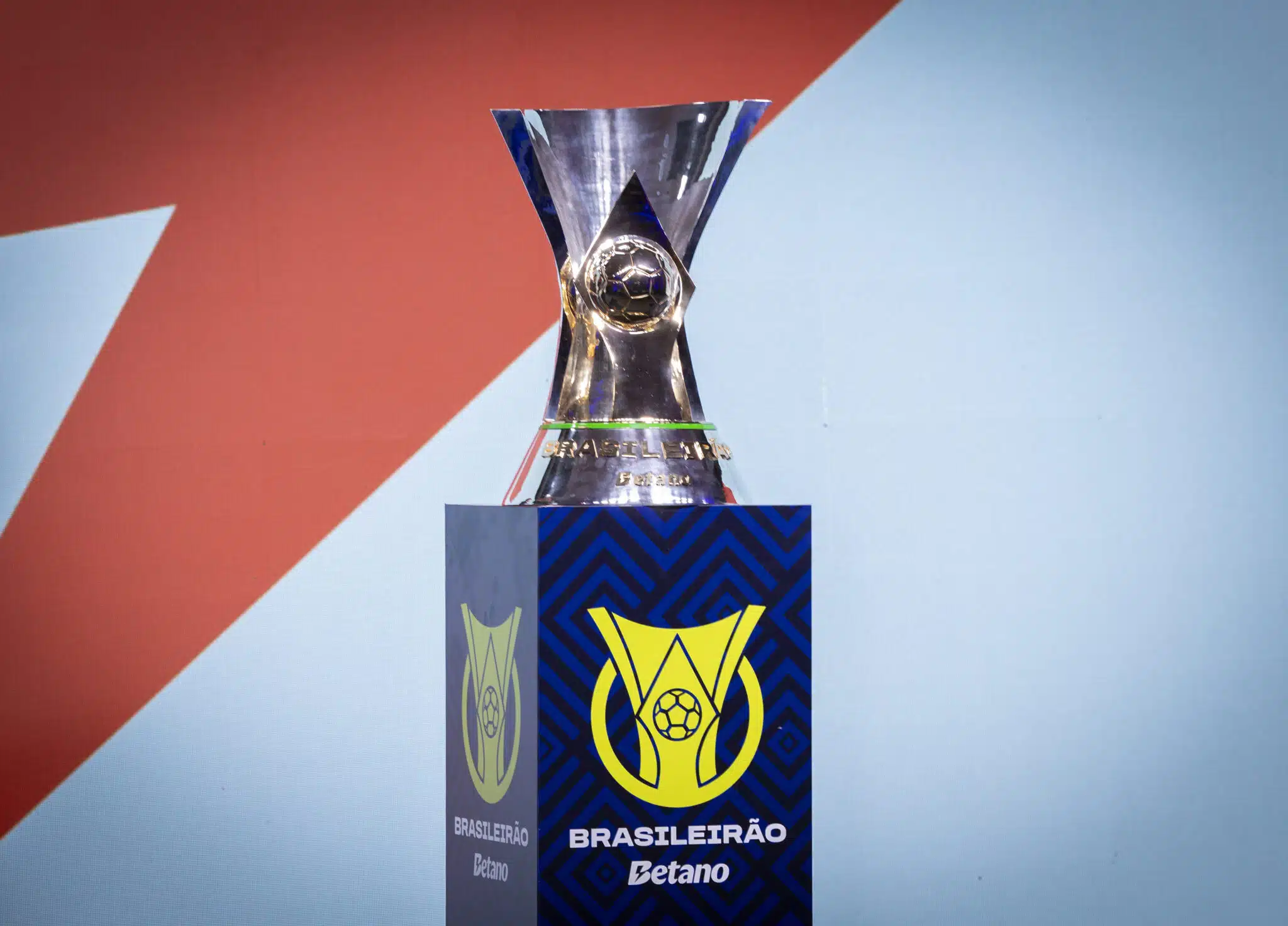 Superquarta terá Champions, Brasileiro, Libertadores e mais