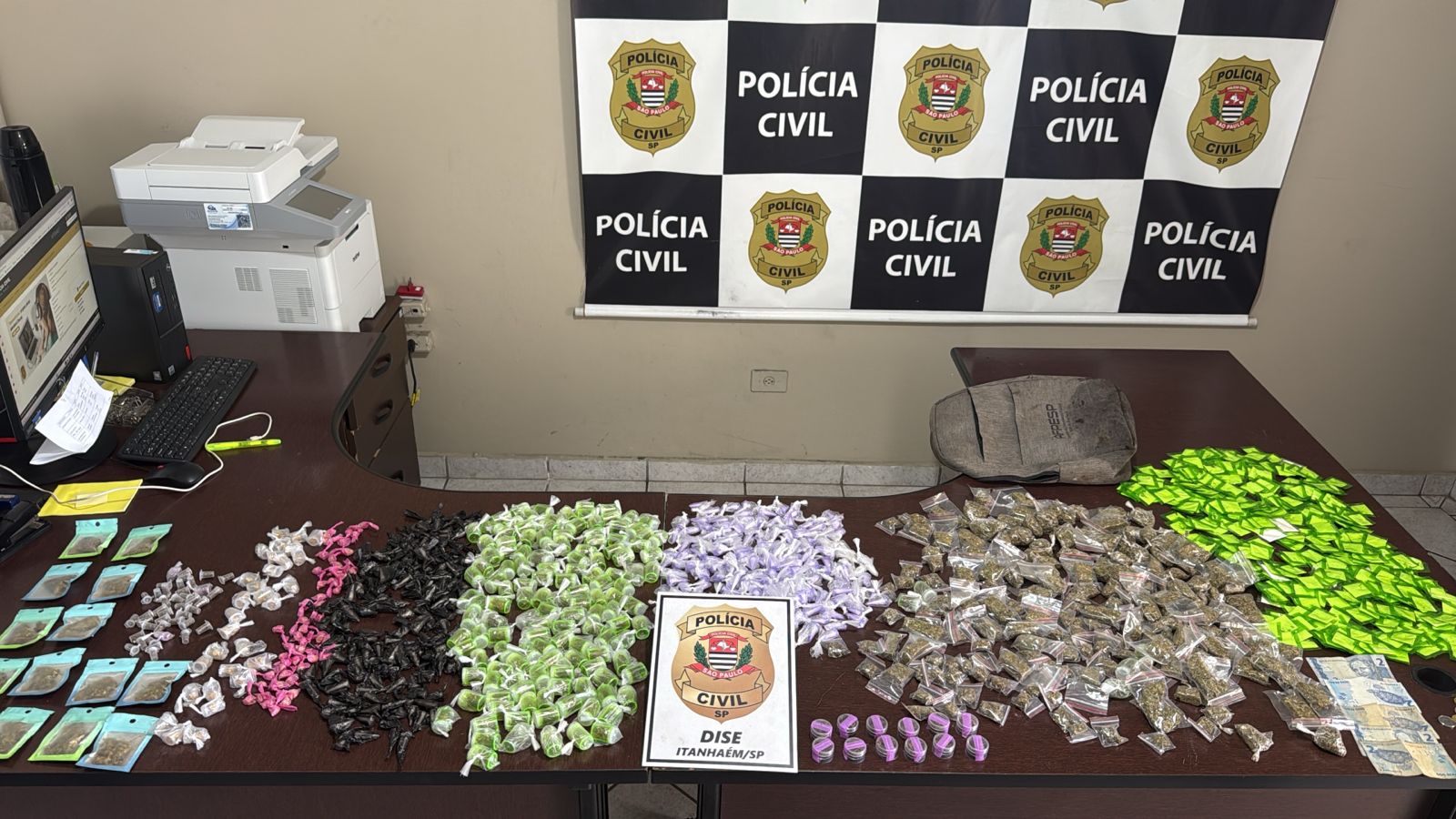 Adolescente envolvido com tráfico de drogas é apreendido em ponto de vendas de Itanhaém