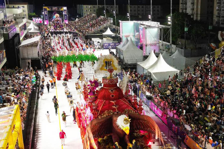 Santa Cecília TV transmite segunda noite do desfile das escolas de samba do Carnaval de Santos