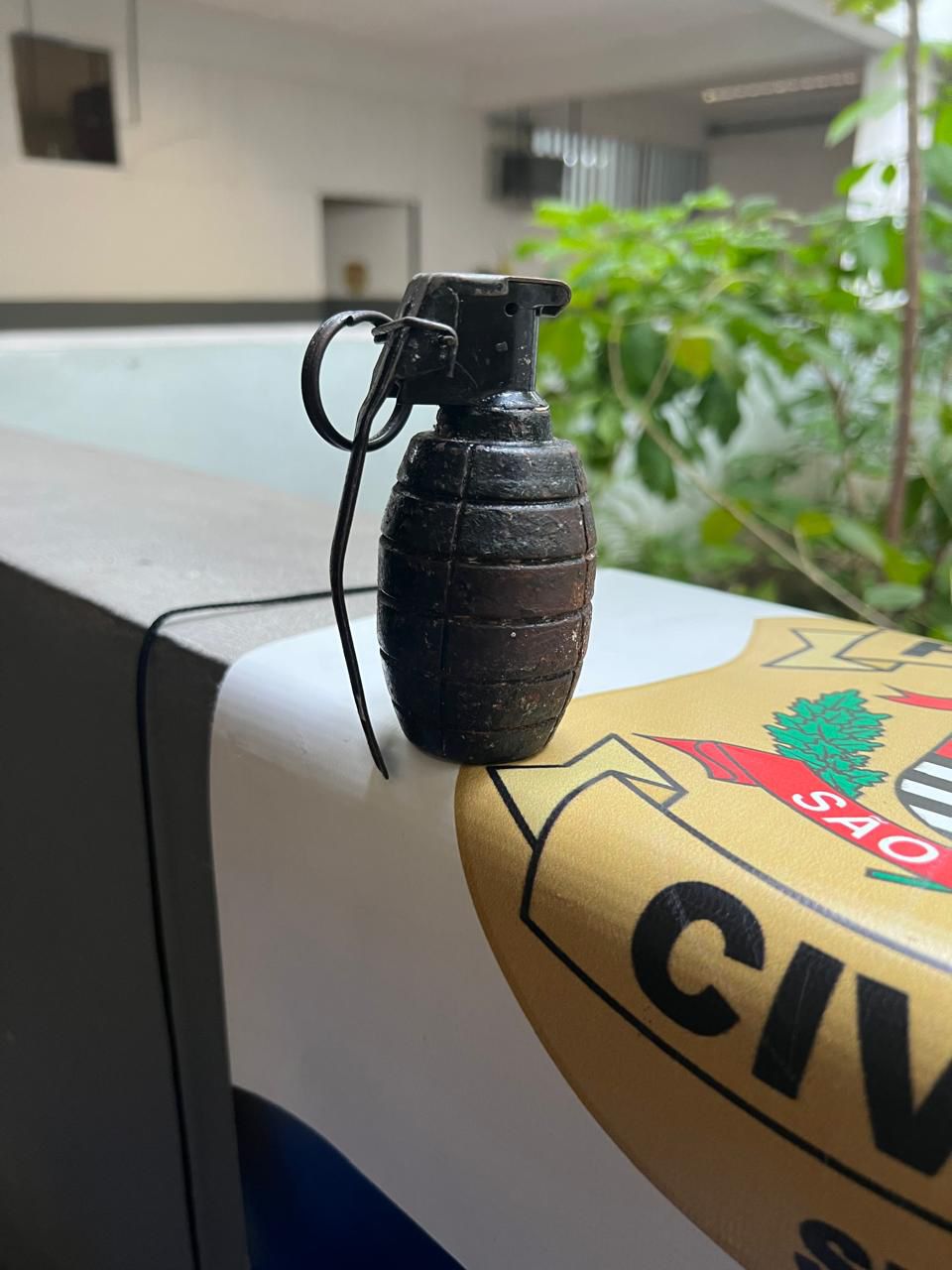 Polícia encontra granada durante apreensão na Vila Progresso, em Santos