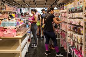 Empresas querem mudar PEC 6x1 para permitir escalas e limites de trabalho por setor e região