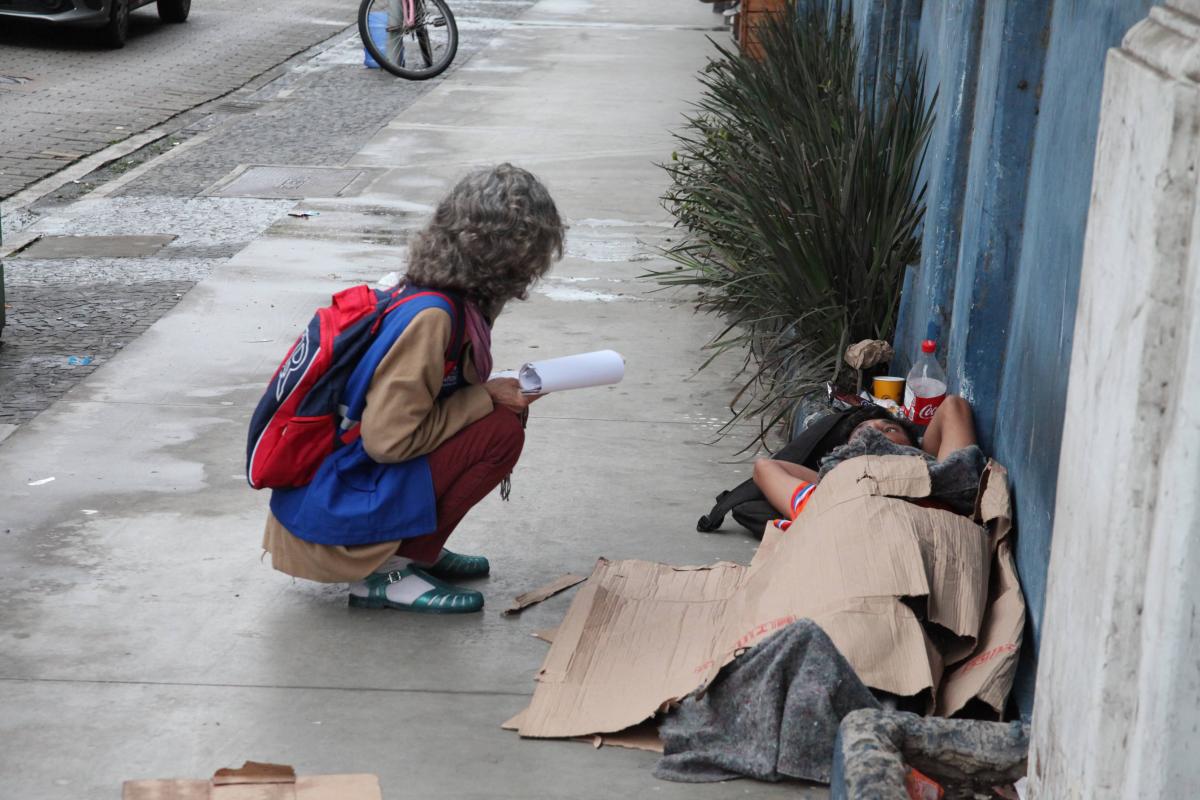 Programa prevê alimentos até 50% mais baratos para famílias vulneráveis em Santos