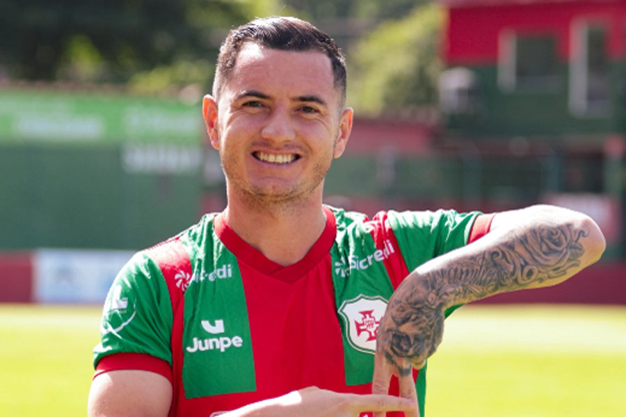 Atacante Lucas Xavier é o novo reforço da Portuguesa Santista para o Paulistão A3