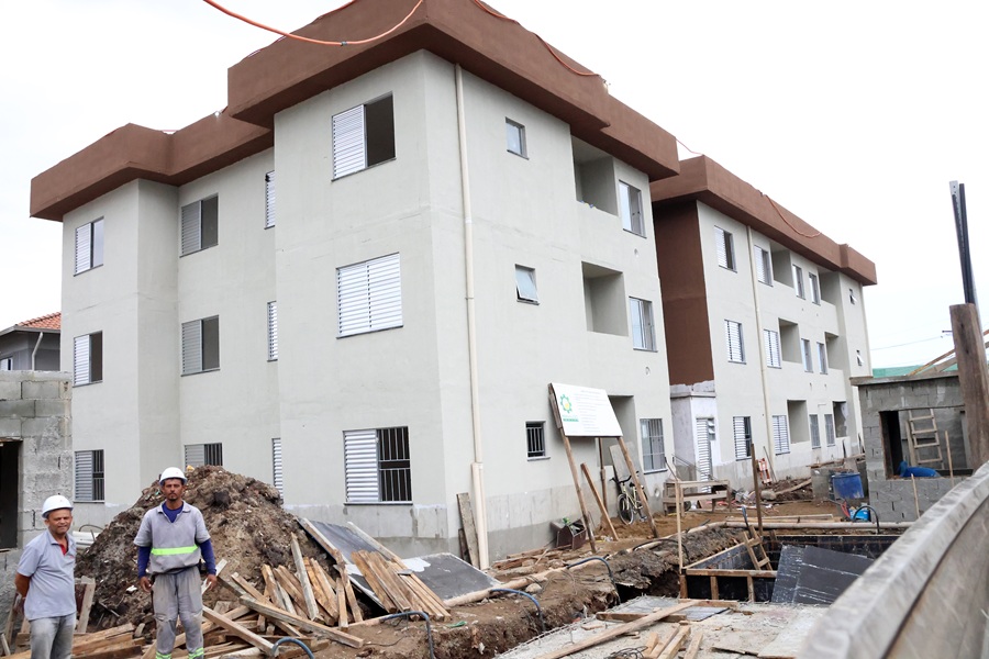 Praia Grande avança na construção de 258 moradias populares