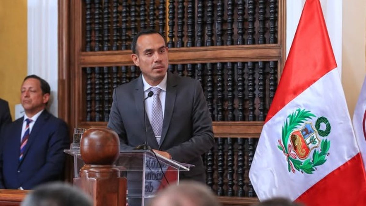 Congresso do Peru derruba presidente e declara cargo vago às vésperas das eleições