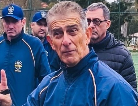 Contratação de Drubscky leva diretor da base a se demitir no Corinthians