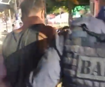 Dois procurados da Justiça por roubo são capturados em Guarujá