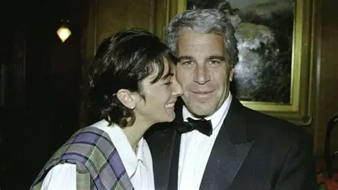 Ghislaine Maxwell, cúmplice de Epstein, depõe hoje no Congresso dos EUA