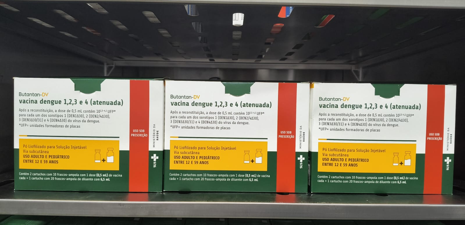 Guarujá inicia aplicação de nova vacina contra a dengue em profissionais da saúde