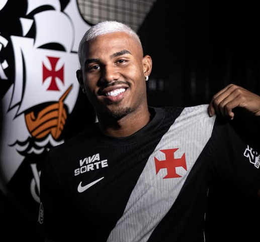 Vasco anuncia contratação de Cuiabano, ex-Botafogo