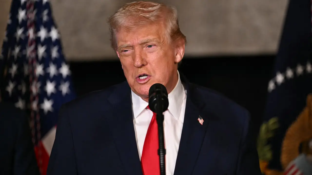 Trump diz que guerra durará até 'rendição incondicional' do Irã